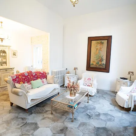 아파트 Car-volterra Cottage-an *