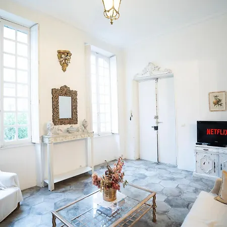 아파트 Car-volterra Cottage-an *