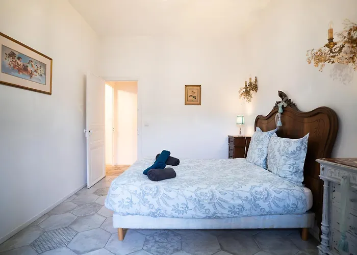 Car-volterra Cottage-an Carcassonne