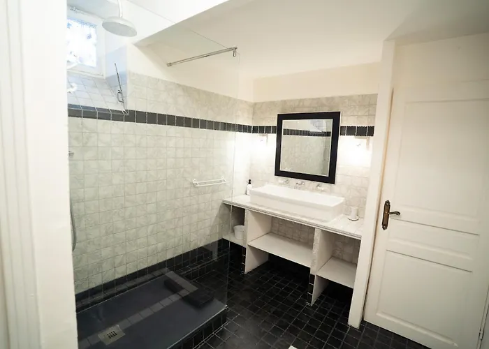 Car-volterra Cottage-an *